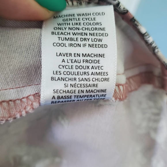 Tinseltown Dusty Rose Floral Print Vintage Style Button Front Overall Mini Dress - Picture 9 of 11